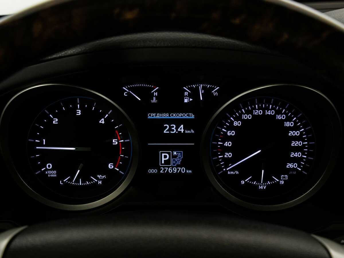 Toyota Land Cruiser 2013 года с пробегом. Фото: #32