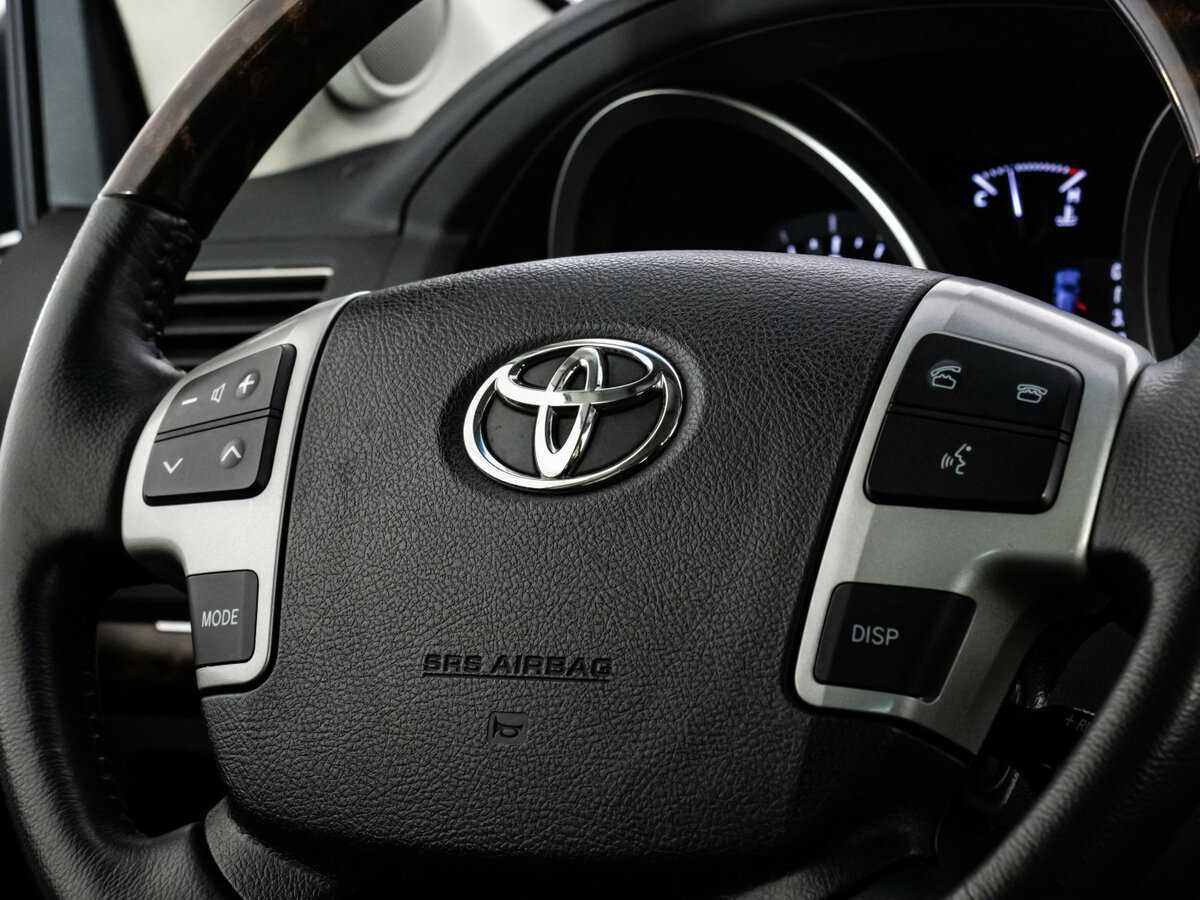 Toyota Land Cruiser 2012 года с пробегом. Фото: #10