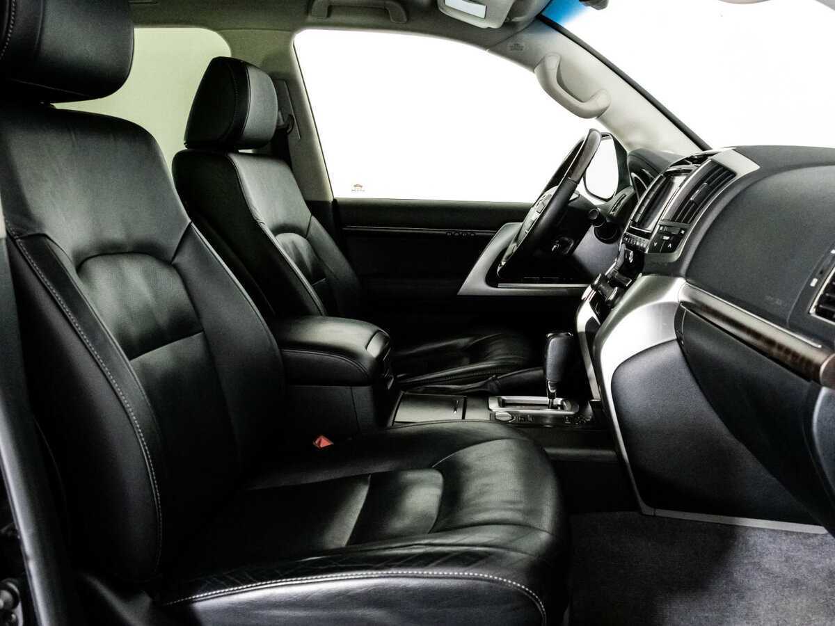 Toyota Land Cruiser 2012 года с пробегом. Фото: #17