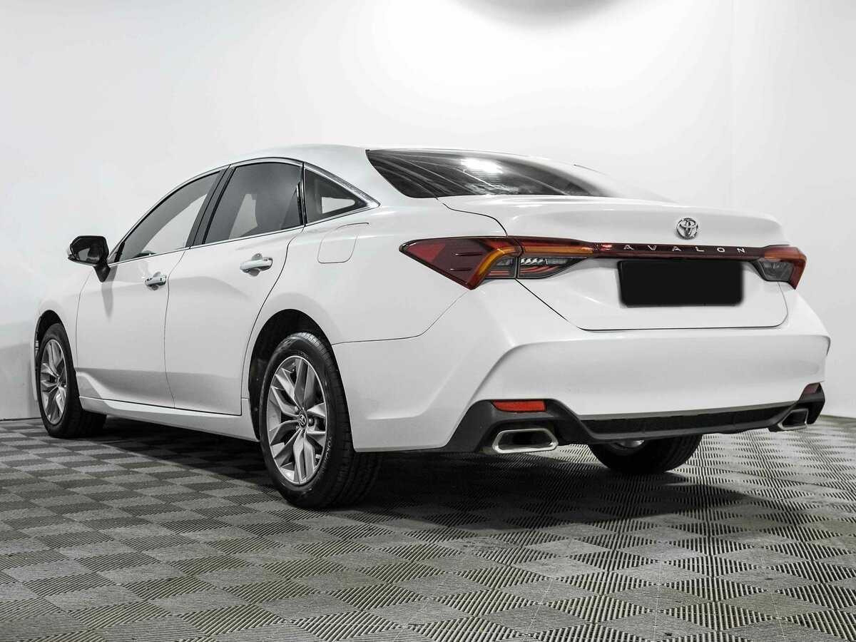 Toyota Avalon 2021 года с пробегом. Фото: #5