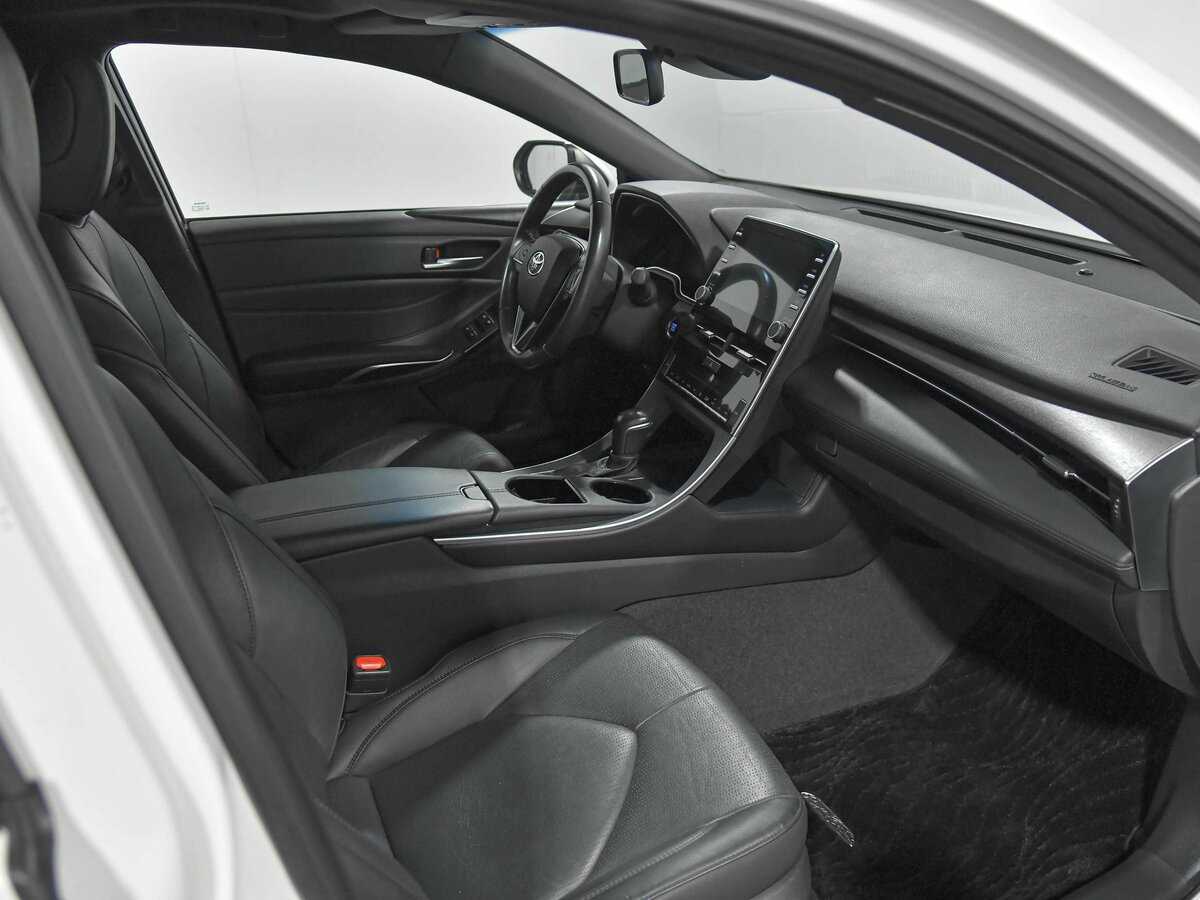 Toyota Avalon 2021 года с пробегом. Фото: #6