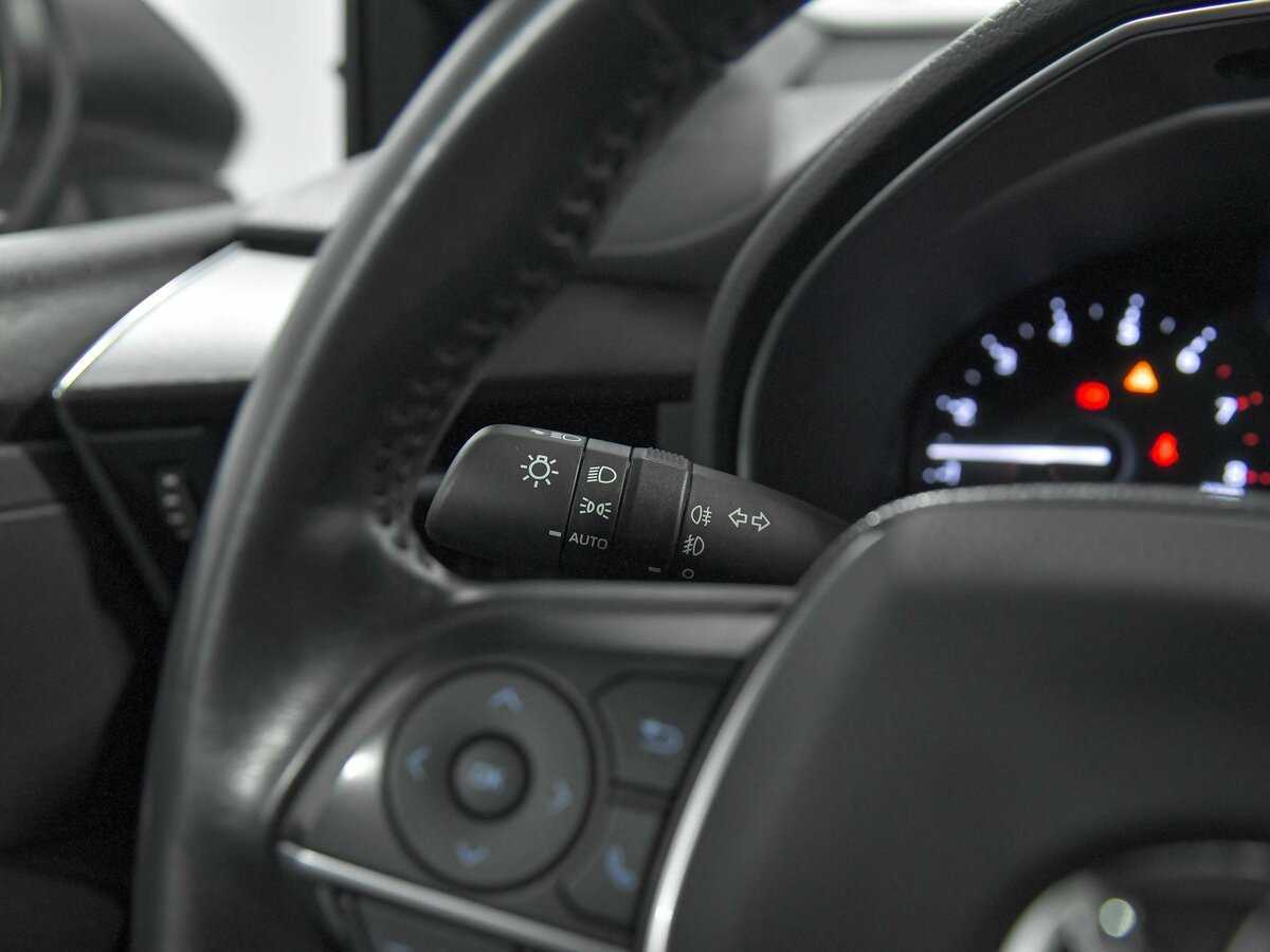 Toyota Avalon 2021 года с пробегом. Фото: #8