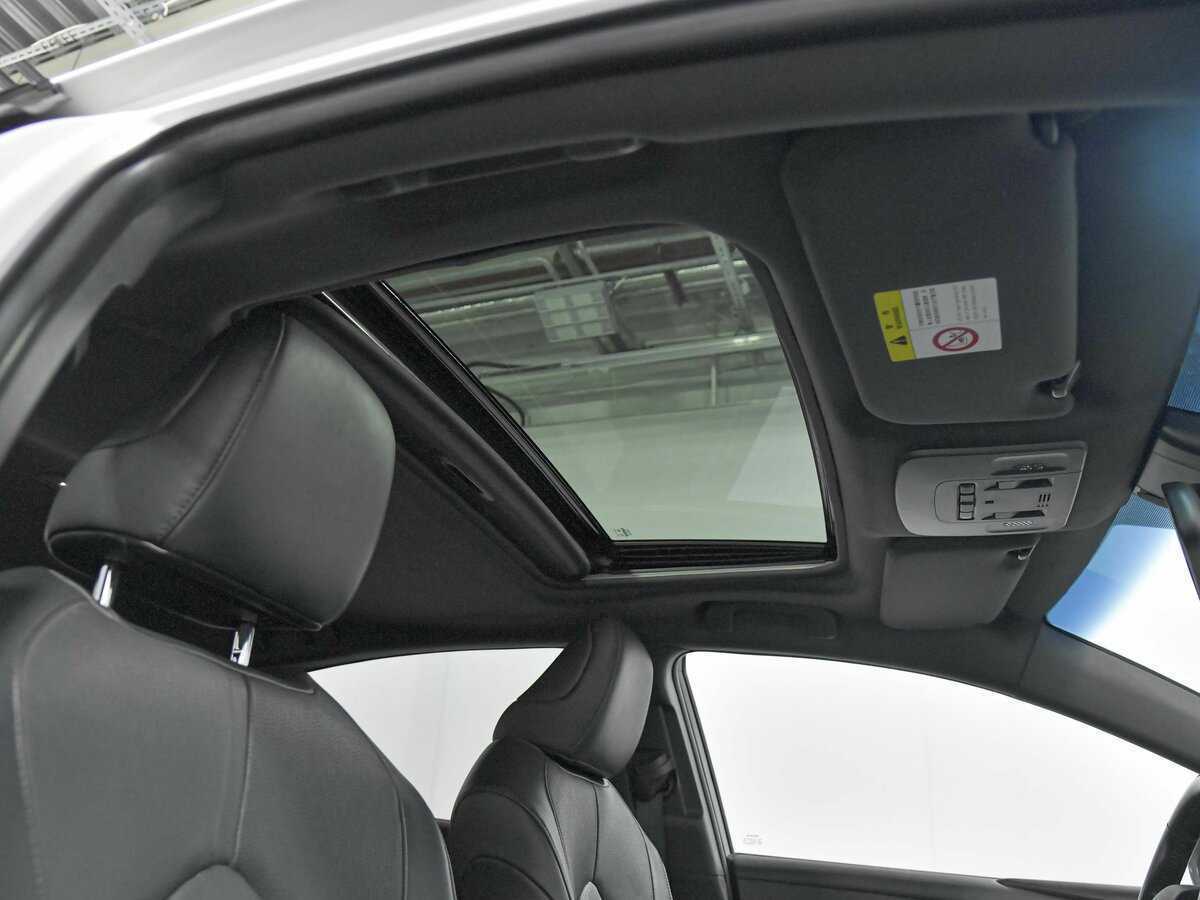 Toyota Avalon 2021 года с пробегом. Фото: #17