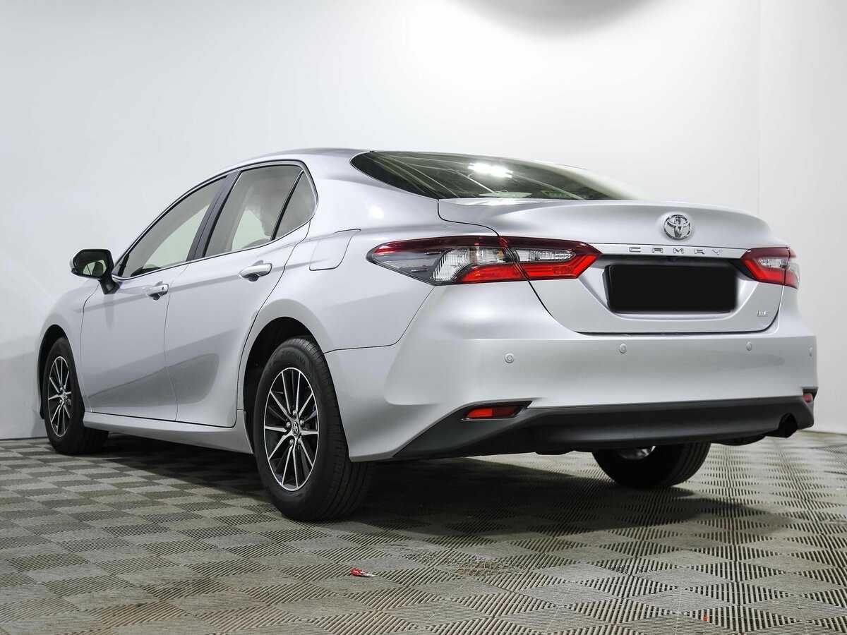 Toyota Camry 2023 года с пробегом. Фото: #5