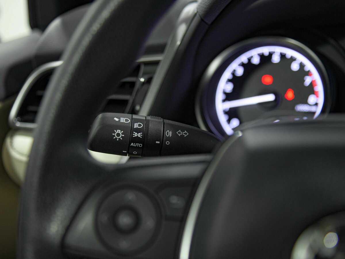 Toyota Camry 2023 года с пробегом. Фото: #7