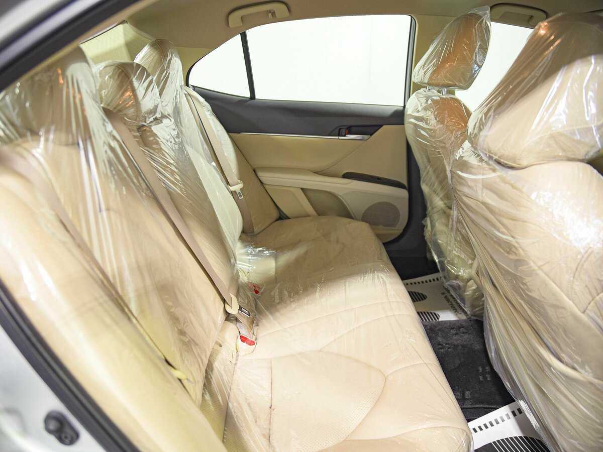 Toyota Camry 2023 года с пробегом. Фото: #14