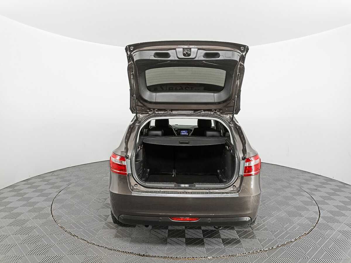 Б/У Лада (ВАЗ) Веста 2021 года. Фото: #9