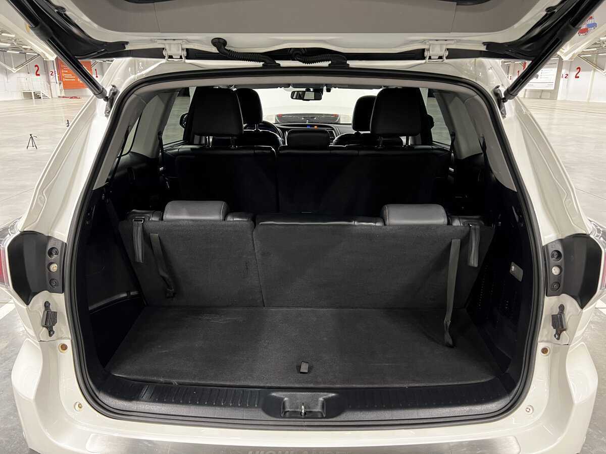 Toyota Highlander 2014 года с пробегом. Фото: #9