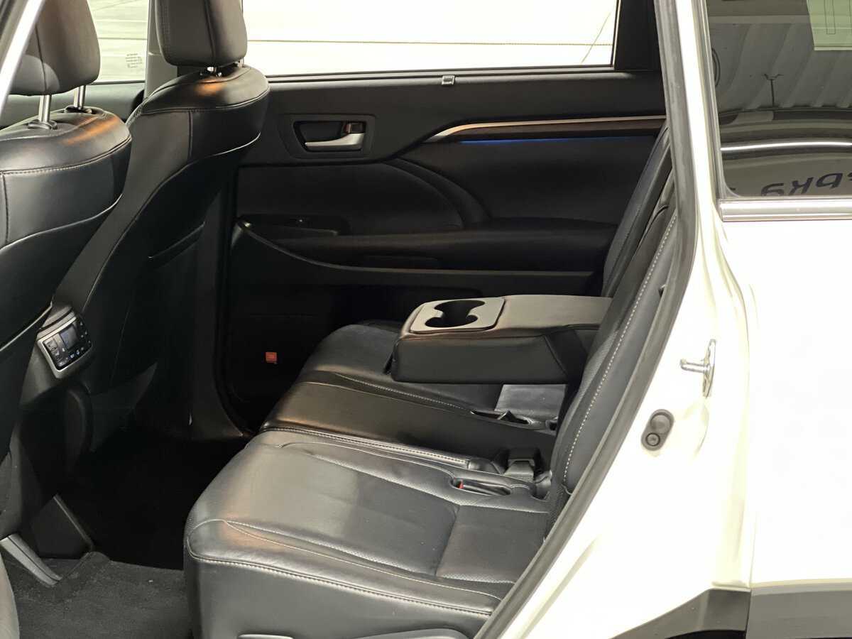 Toyota Highlander 2014 года с пробегом. Фото: #11