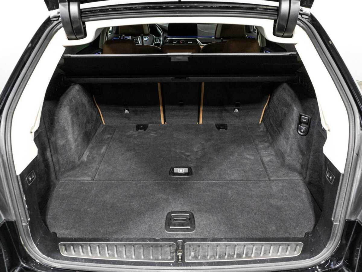 BMW 5 серии 2020 года с пробегом. Фото: #14