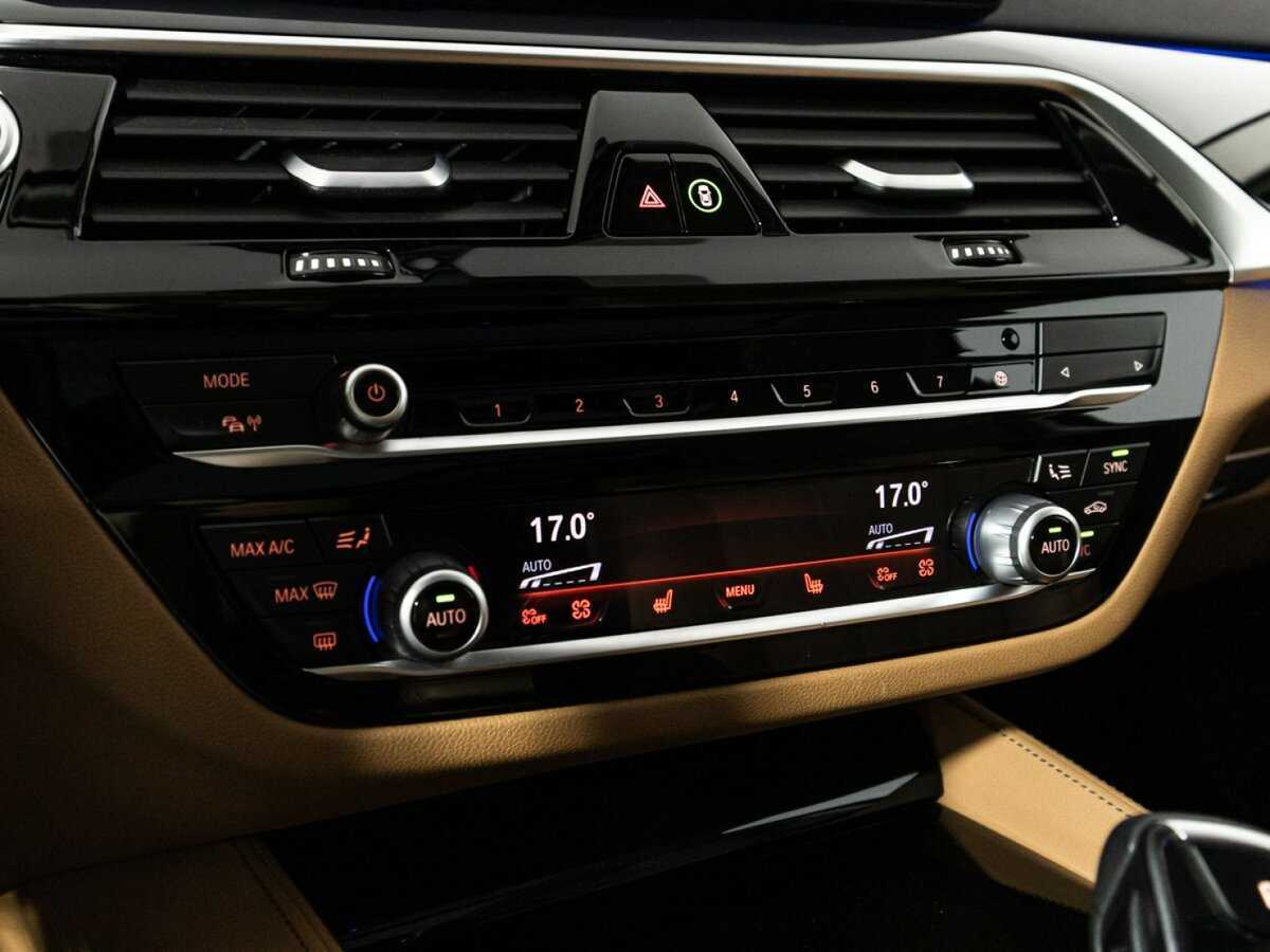 BMW 5 серии 2020 года с пробегом. Фото: #23