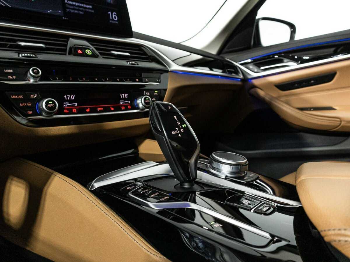 BMW 5 серии 2020 года с пробегом. Фото: #25