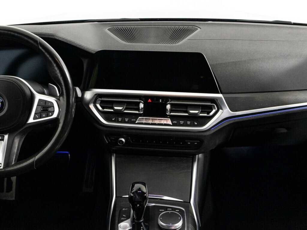 BMW 3 серии 2019 года с пробегом. Фото: #13