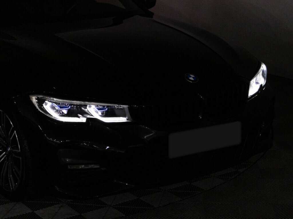 BMW 3 серии 2019 года с пробегом. Фото: #28