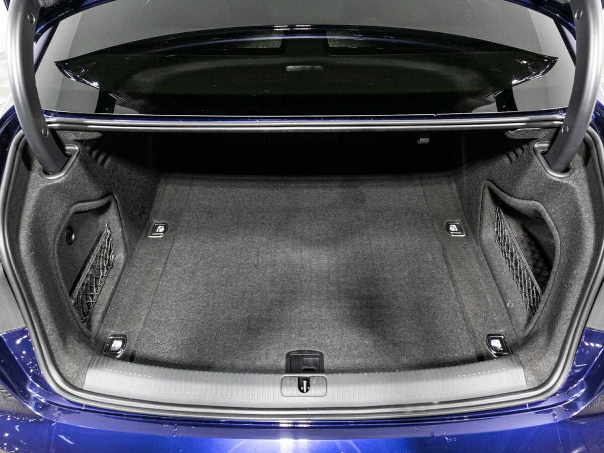 Audi A4 2020 года с пробегом. Фото: #14