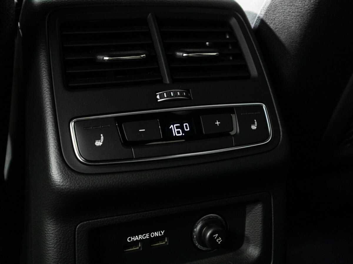 Audi A4 2020 года с пробегом. Фото: #15