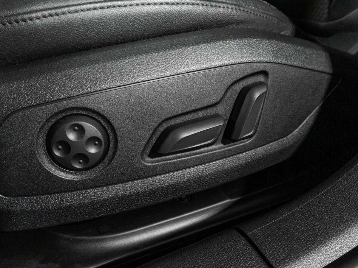 Audi A4 2020 года с пробегом. Фото: #16