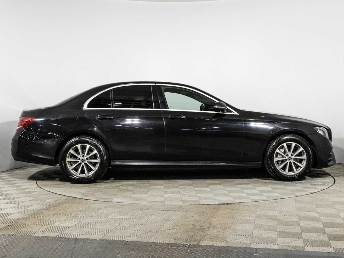 Mercedes-Benz E-Класс 2019 года с пробегом. Фото: #3