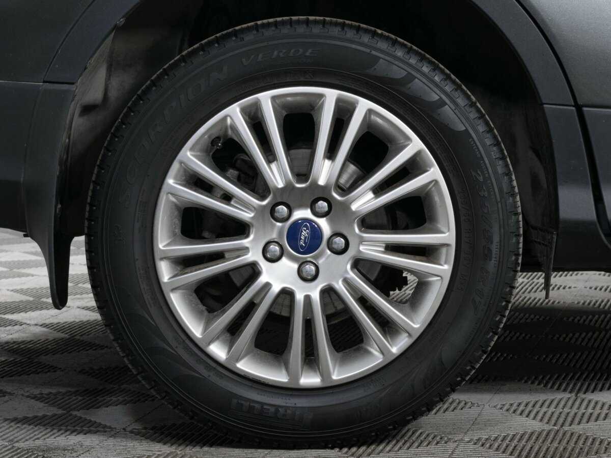 Б/У Форд Куга 2016 года. Фото: #12