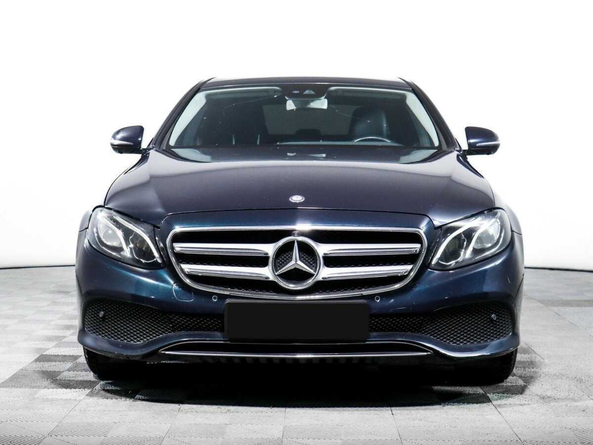 Mercedes-Benz E-Класс 2017 года с пробегом. Фото: #1