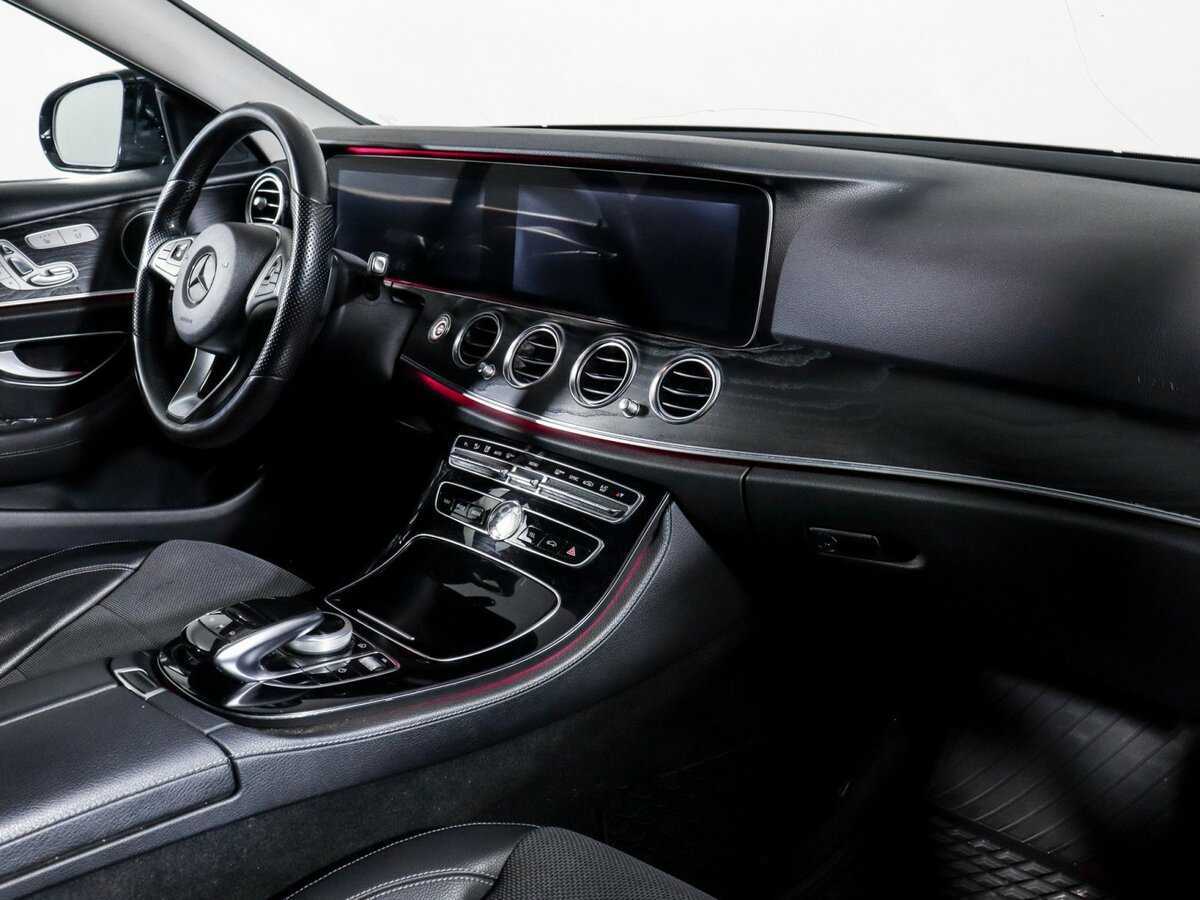 Mercedes-Benz E-Класс 2017 года с пробегом. Фото: #8