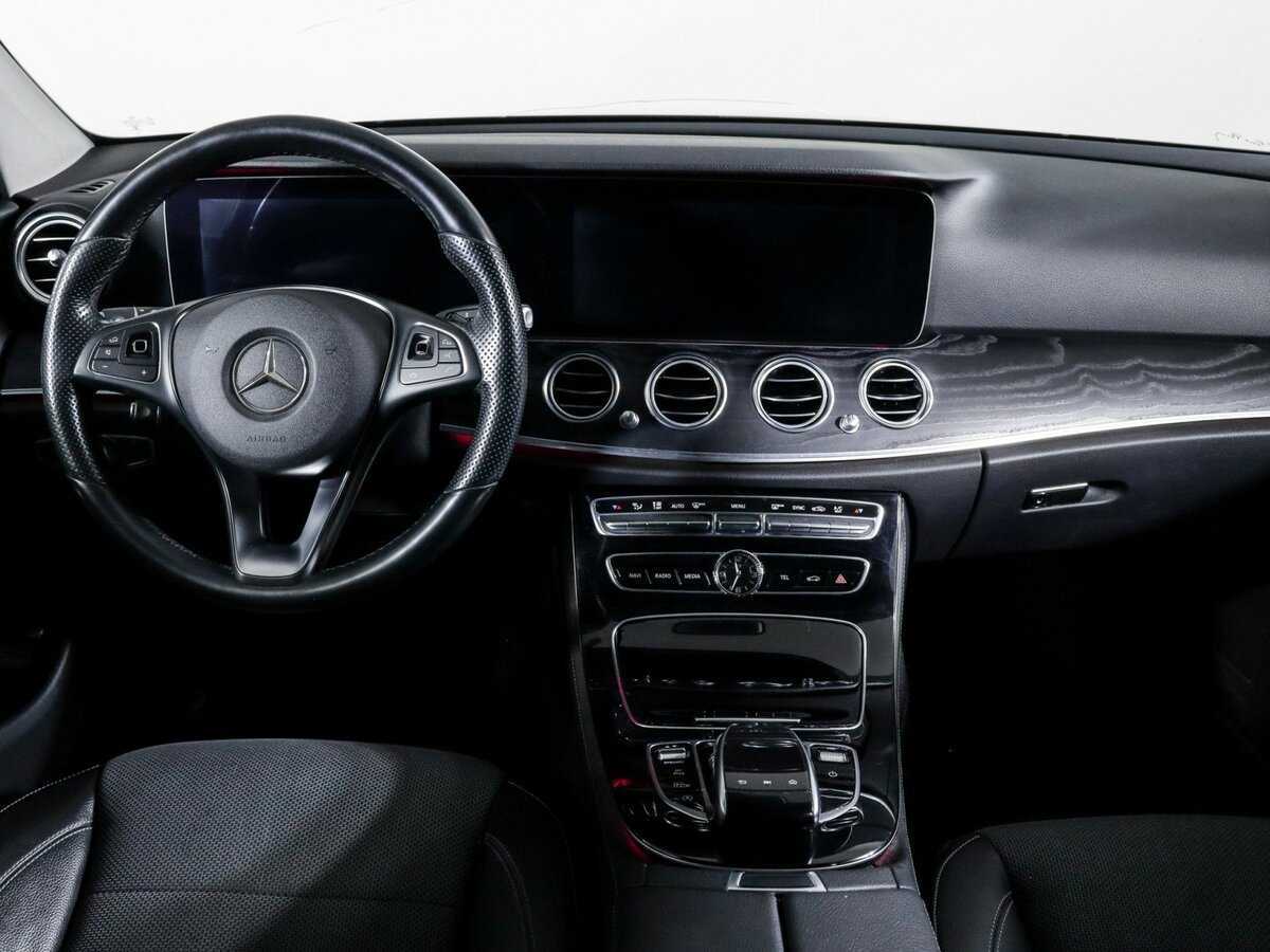 Mercedes-Benz E-Класс 2017 года с пробегом. Фото: #11