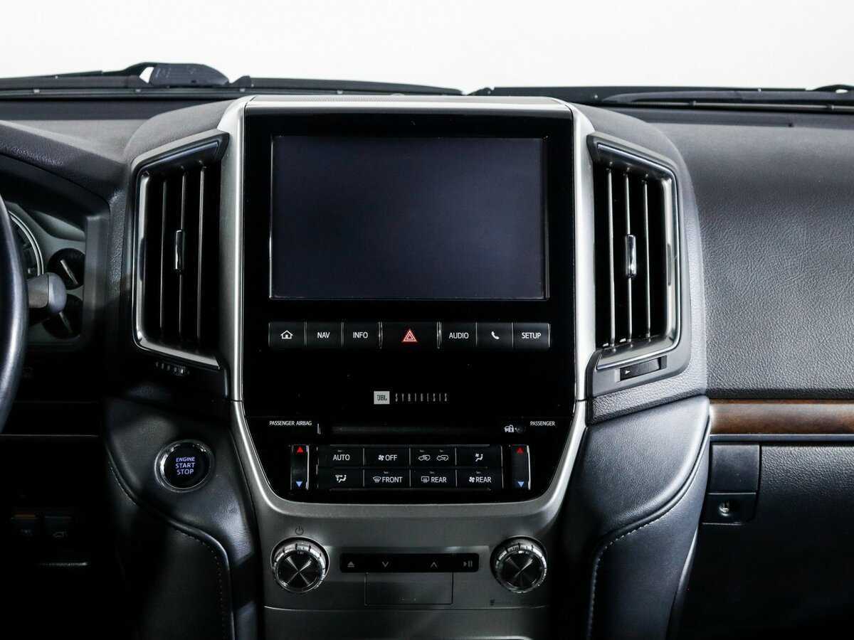 Toyota Land Cruiser 2016 года с пробегом. Фото: #12