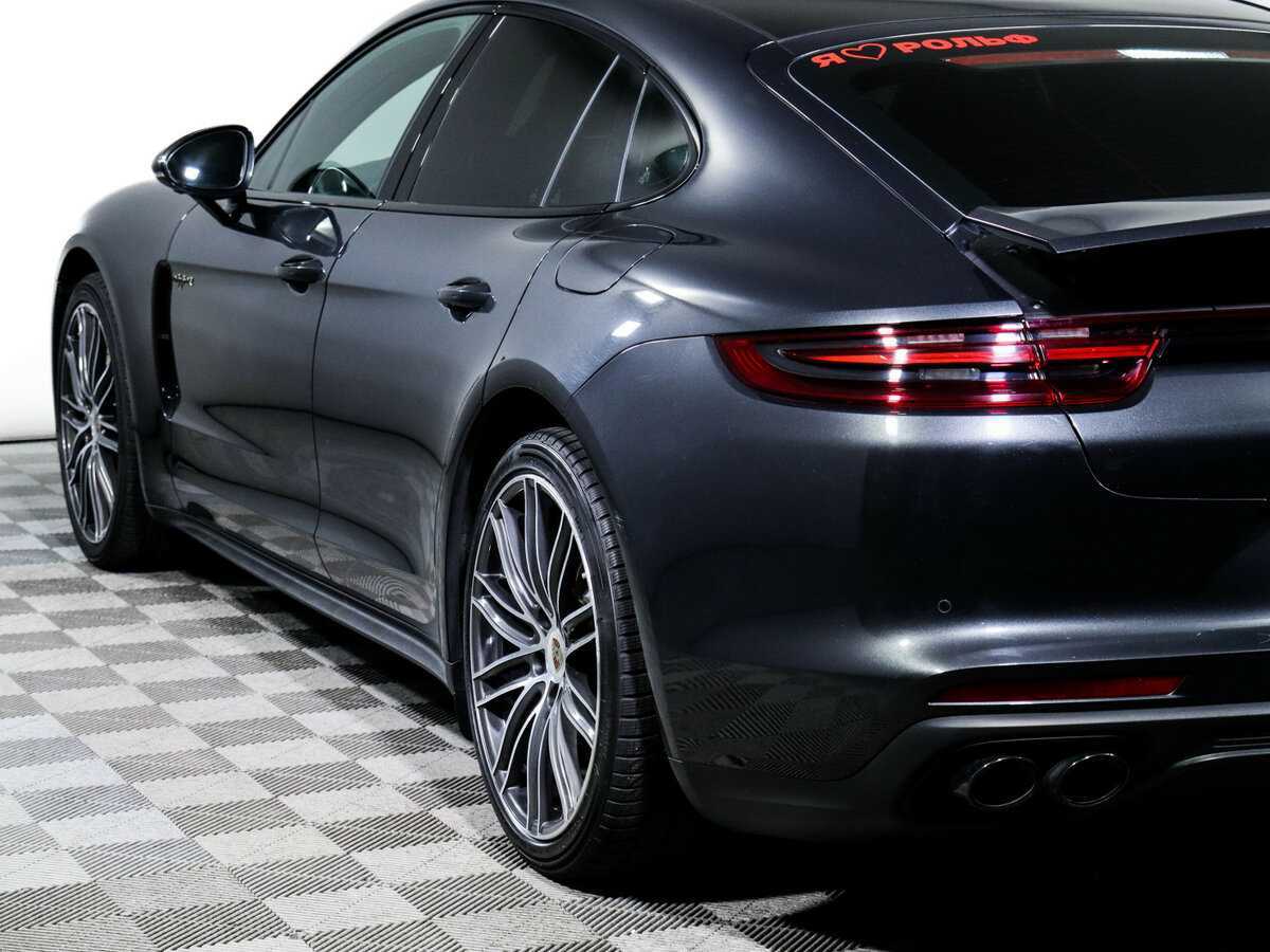 Porsche Panamera 2019 года с пробегом. Фото: #18