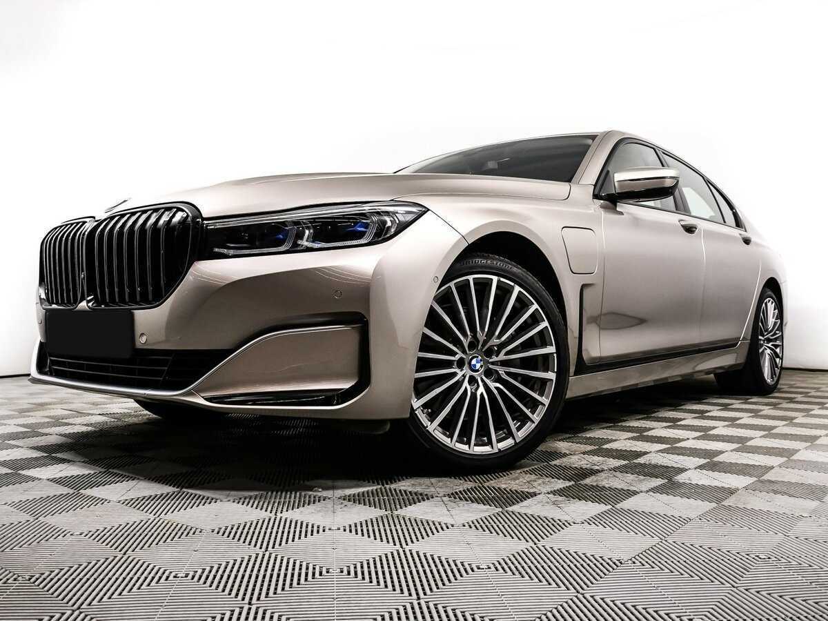 BMW 7 серии 2019 года с пробегом. Фото: #17