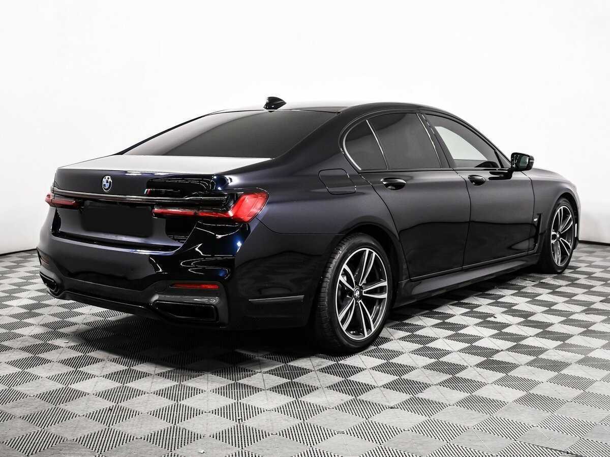 BMW 7 серии 2021 года с пробегом. Фото: #4