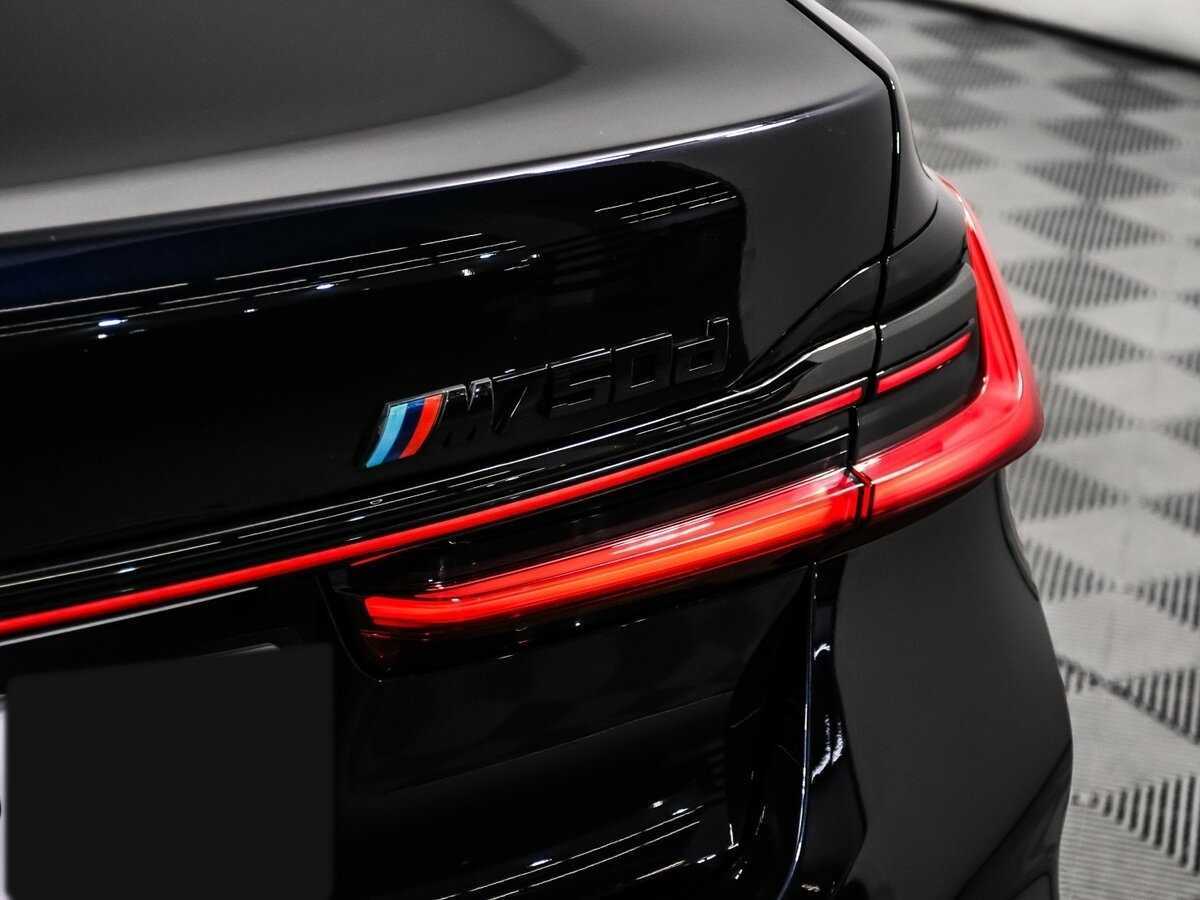 BMW 7 серии 2021 года с пробегом. Фото: #16