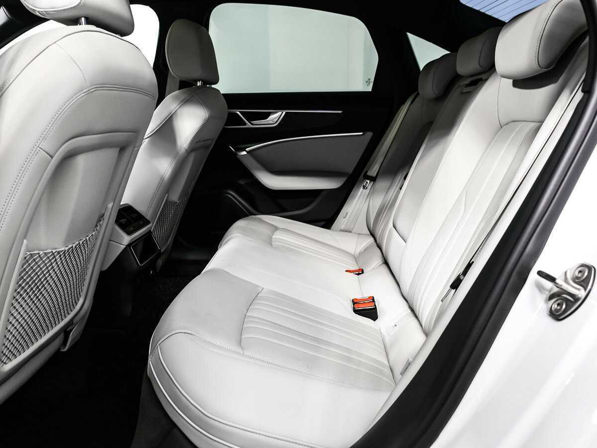 Audi A6 2023 года с пробегом. Фото: #13