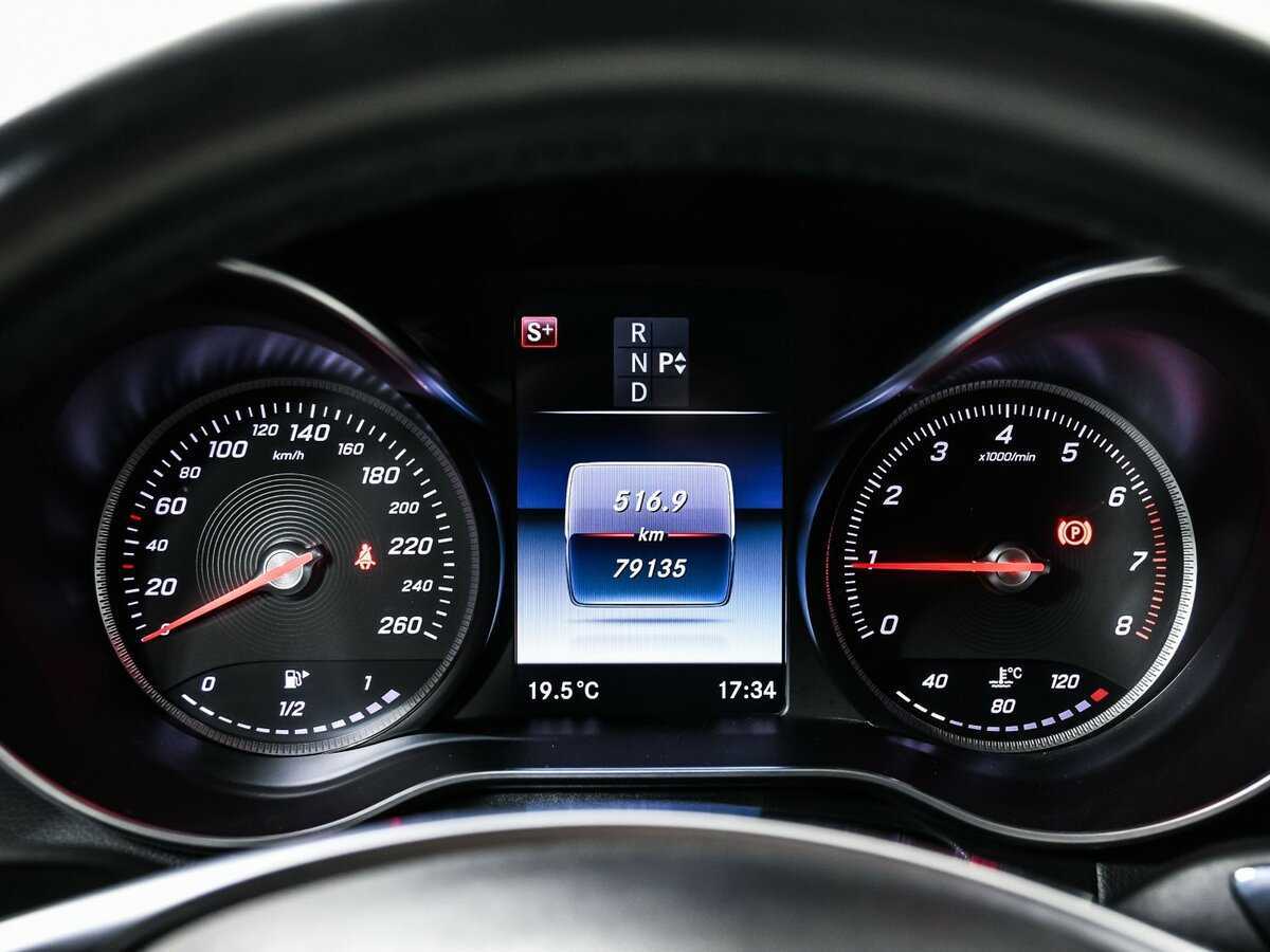 Mercedes-Benz GLC Coupe 2017 года с пробегом. Фото: #9