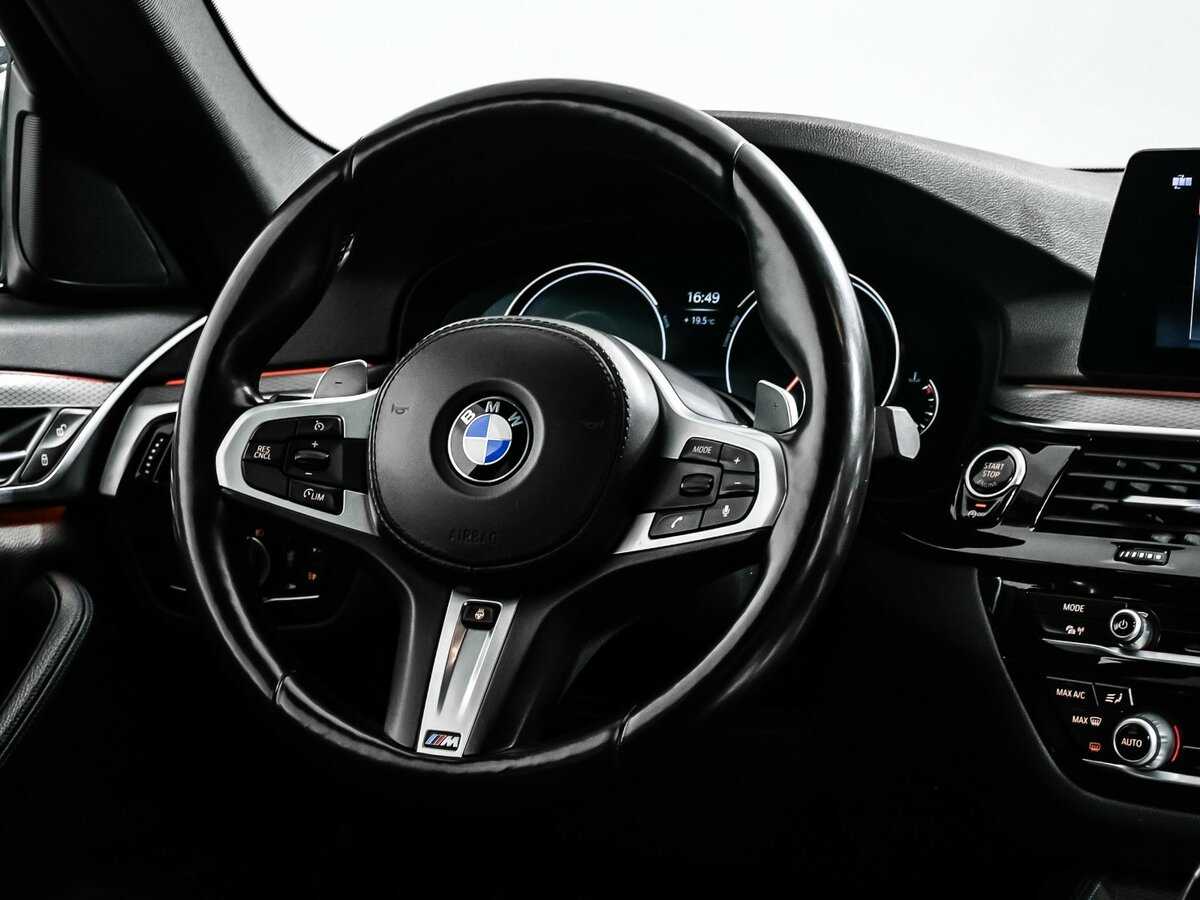 BMW 5 серии 2018 года с пробегом. Фото: #11