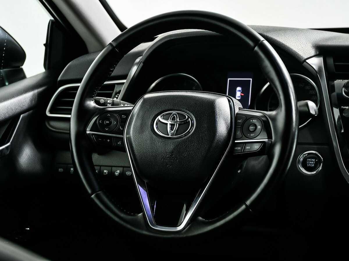 Toyota Camry 2018 года с пробегом. Фото: #15