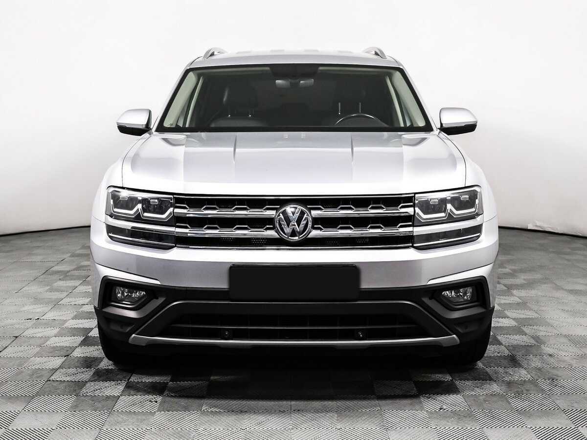 Volkswagen Teramont 2018 года с пробегом. Фото: #1