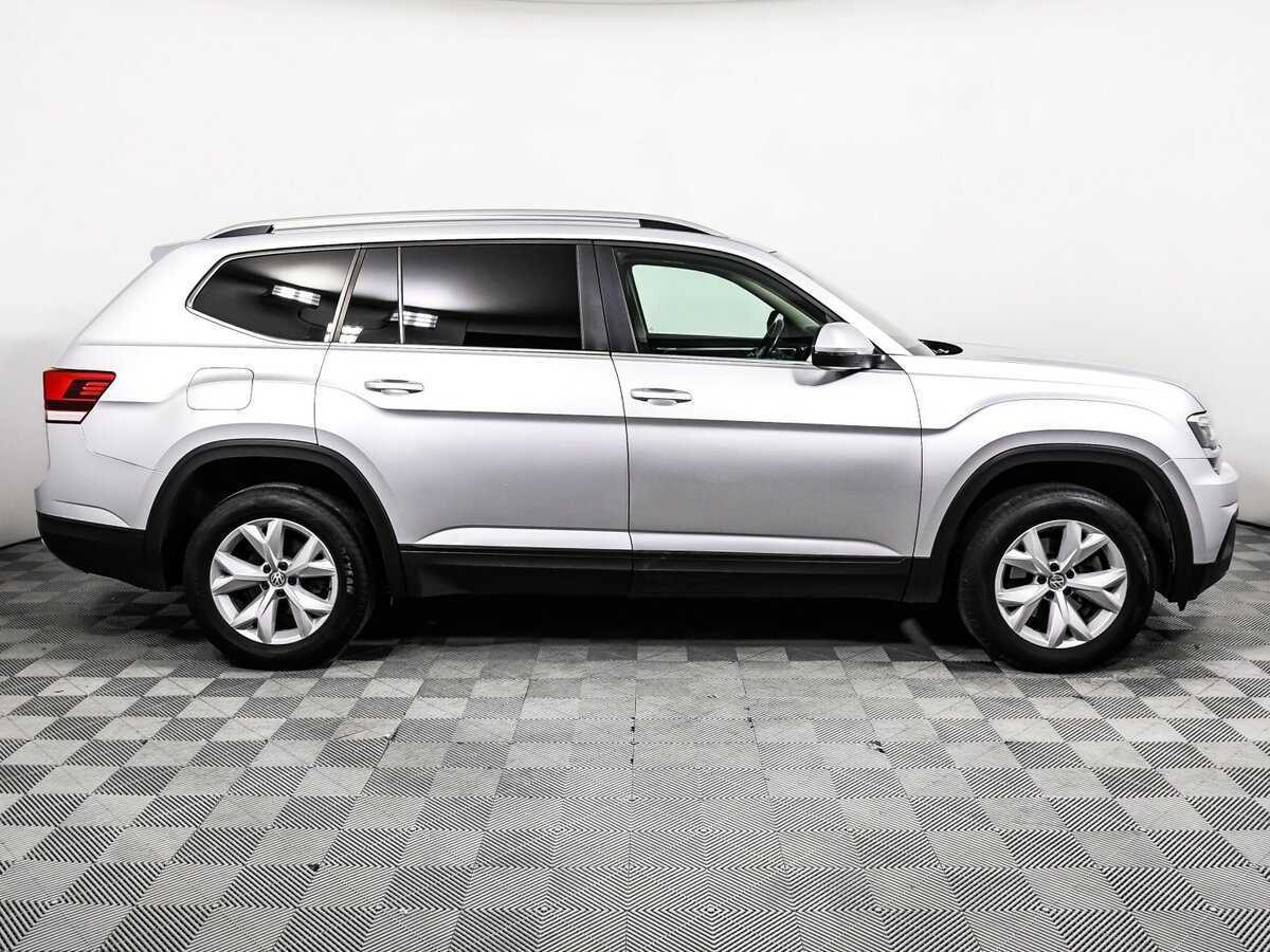 Volkswagen Teramont 2018 года с пробегом. Фото: #3