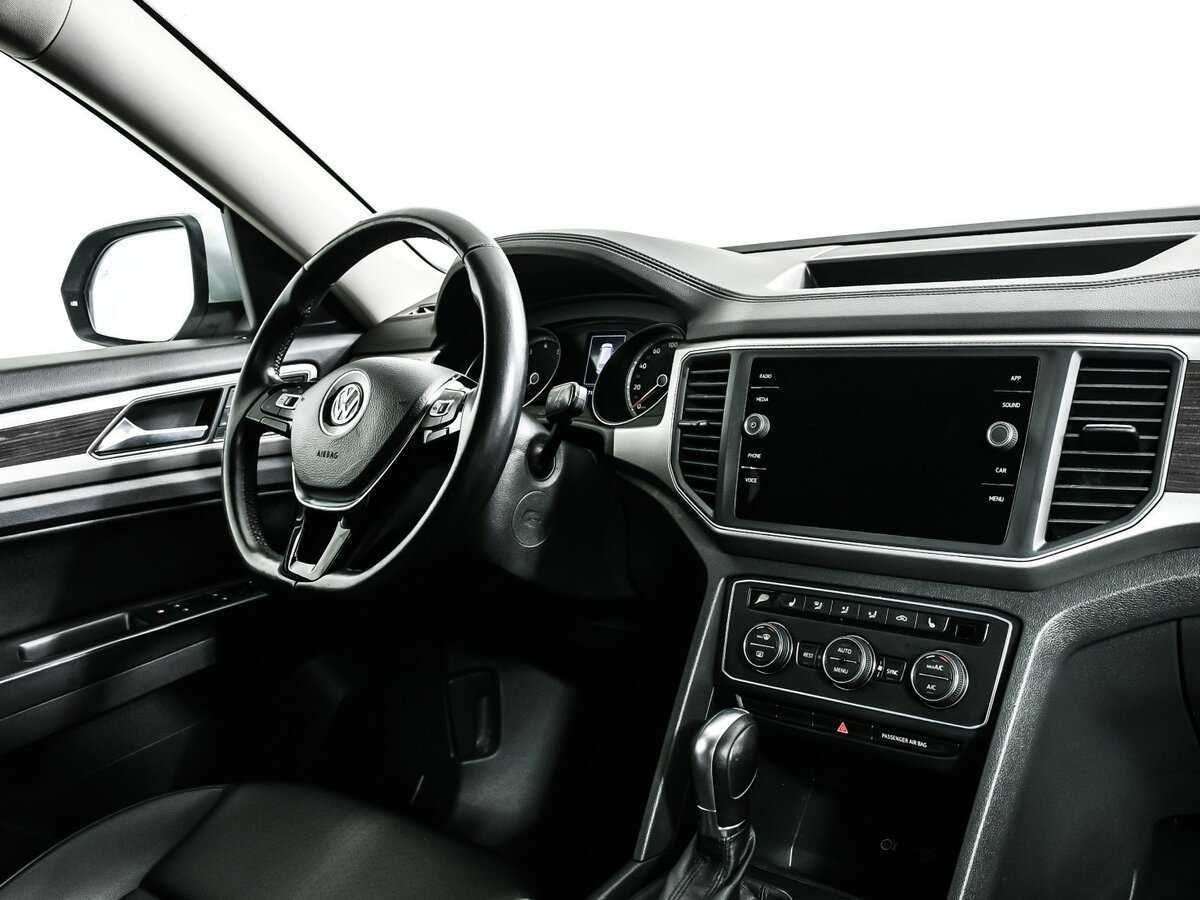 Volkswagen Teramont 2018 года с пробегом. Фото: #8