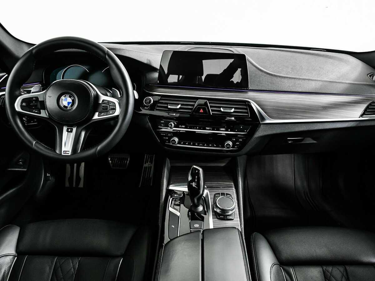 BMW 5 серии 2018 года с пробегом. Фото: #10