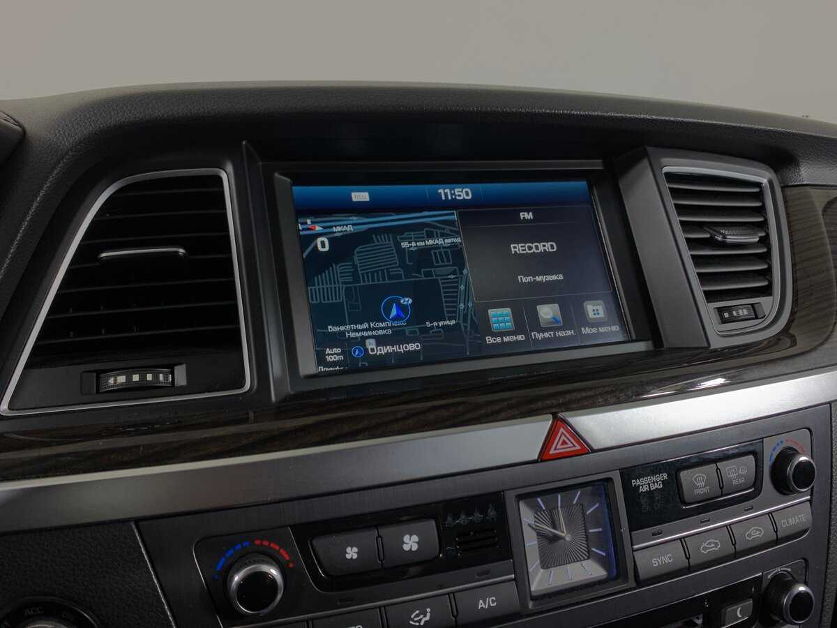 Hyundai Genesis 2016 года с пробегом. Фото: #15