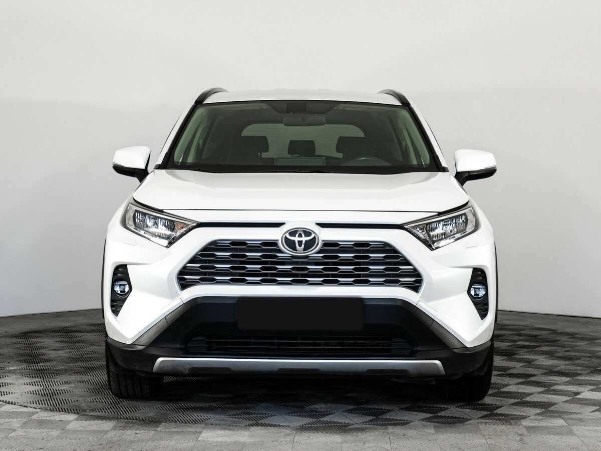 Toyota RAV4 2020 года с пробегом. Фото: #2