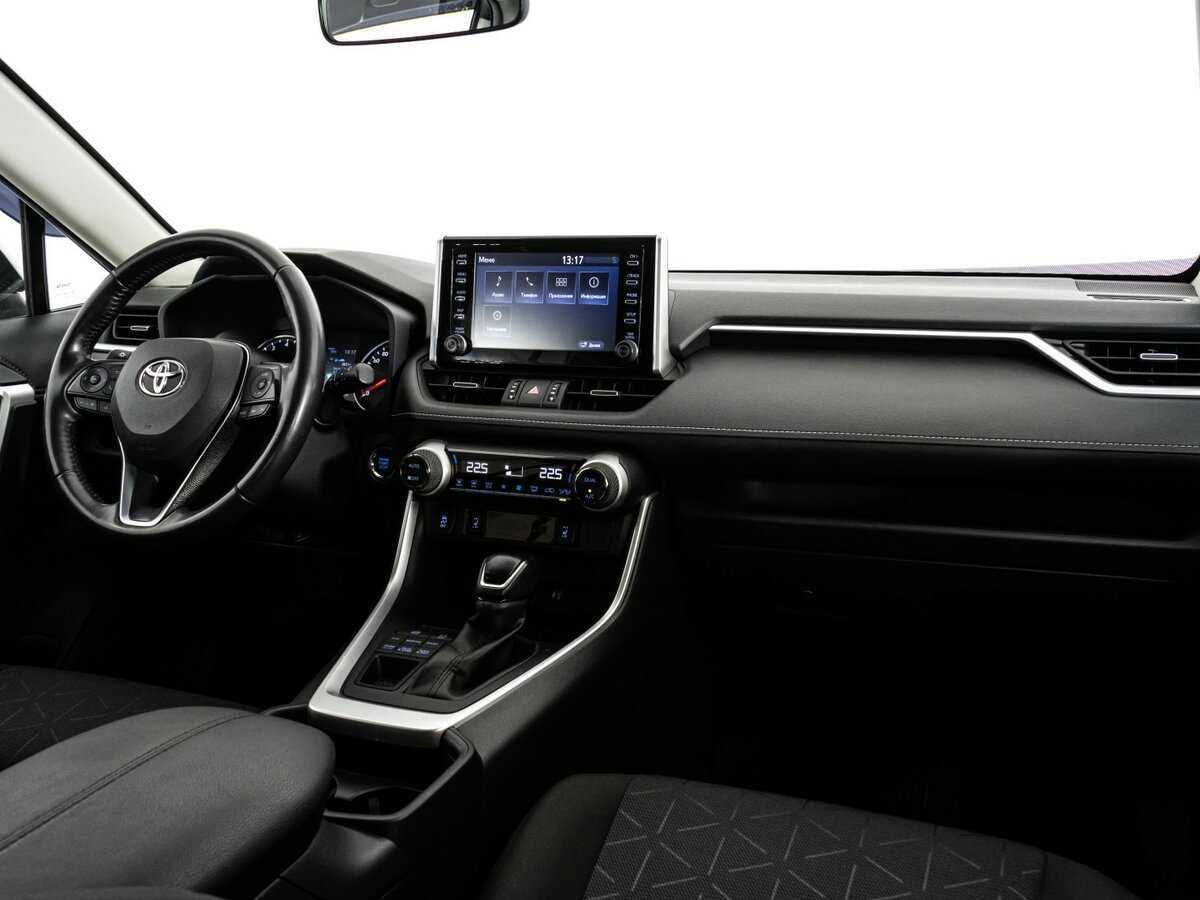 Toyota RAV4 2020 года с пробегом. Фото: #7