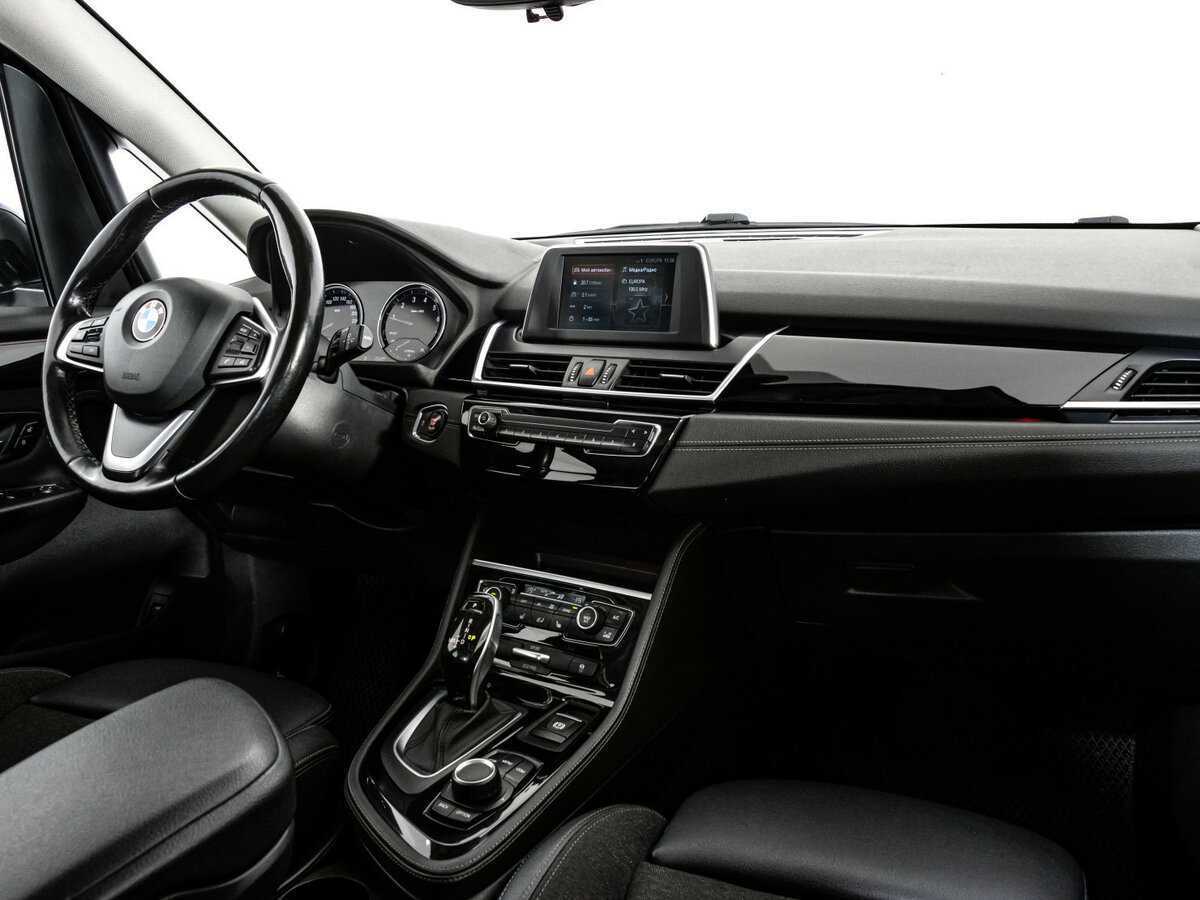 BMW 2 серии Active Tourer 2018 года с пробегом. Фото: #9