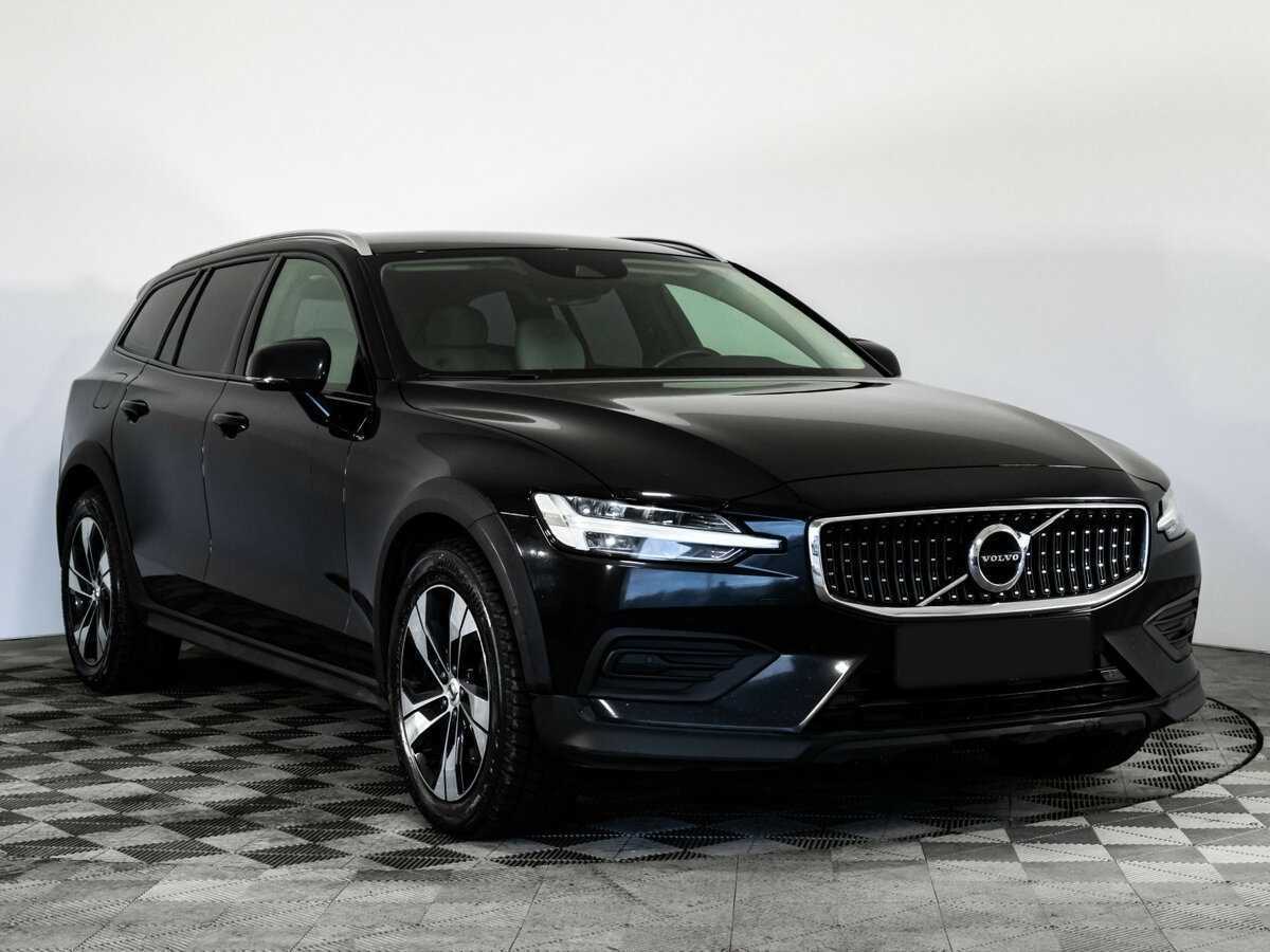 Volvo V60 Cross Country 2019 года с пробегом. Фото: #2