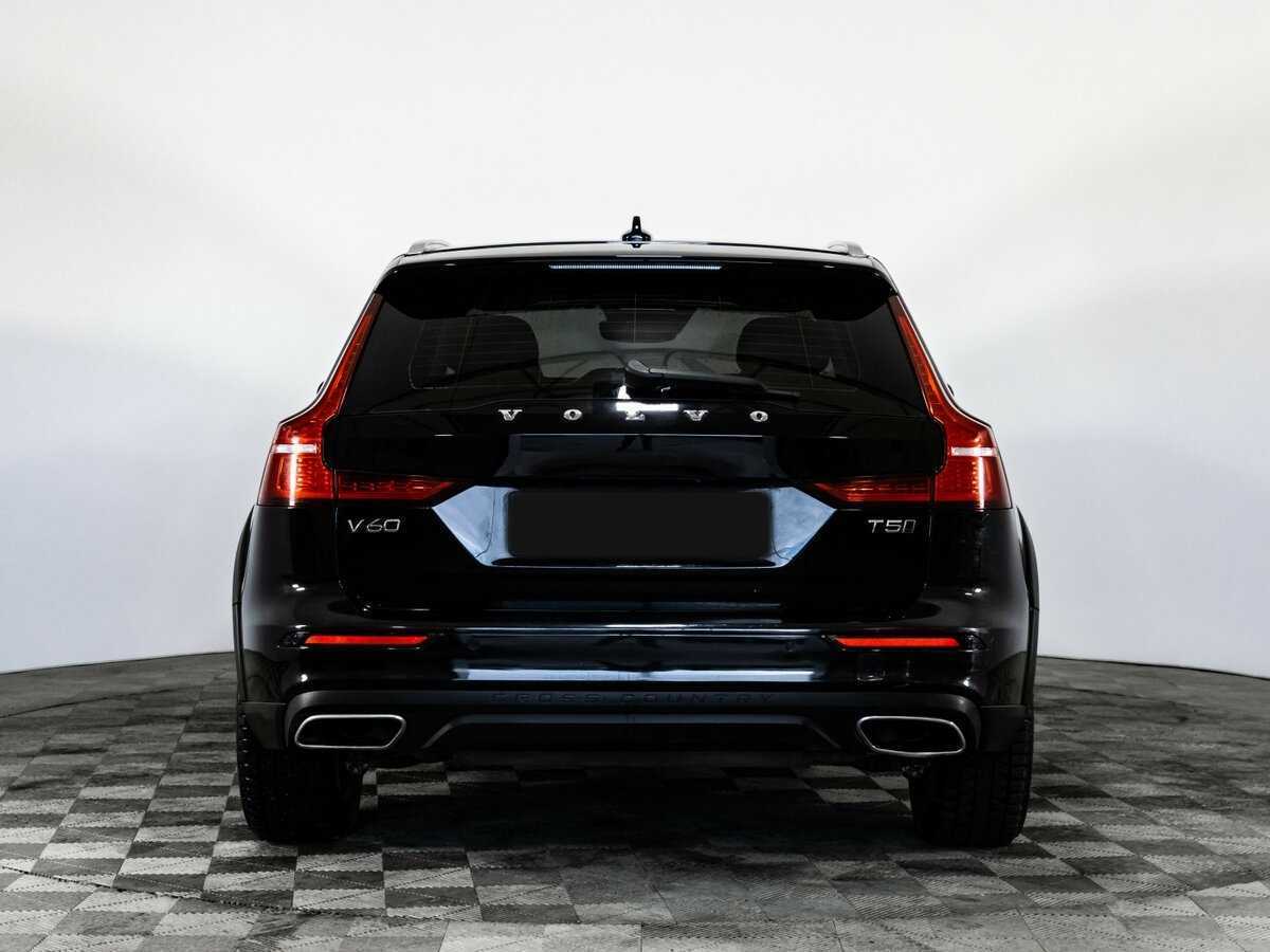 Volvo V60 Cross Country 2019 года с пробегом. Фото: #4