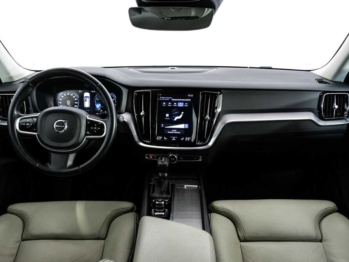 Volvo V60 Cross Country 2019 года с пробегом. Фото: #7