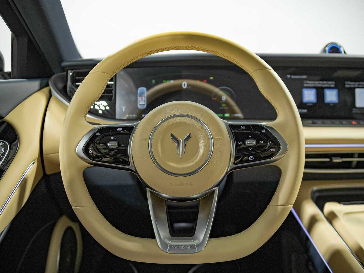 Voyah Free 2023 года с пробегом. Фото: #8