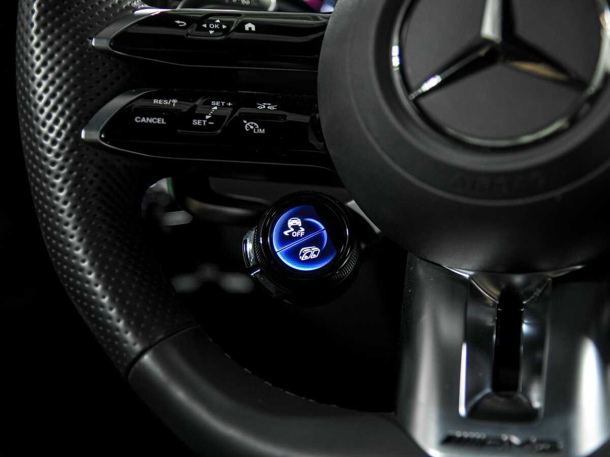 Mercedes-Benz GLC AMG 2024 года с пробегом. Фото: #8