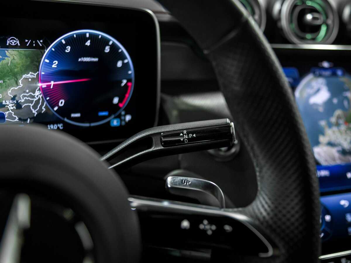 Mercedes-Benz GLC AMG 2024 года с пробегом. Фото: #11