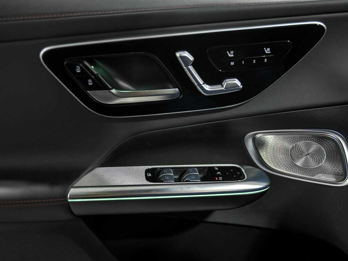 Mercedes-Benz GLC AMG 2024 года с пробегом. Фото: #15